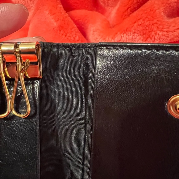 CHANEL 6 key holder - Picture 14 of 14